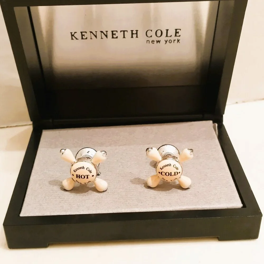 FUNKY VINTAGE KENNETH COLE CUFFLINKS, WHITE/SILVER